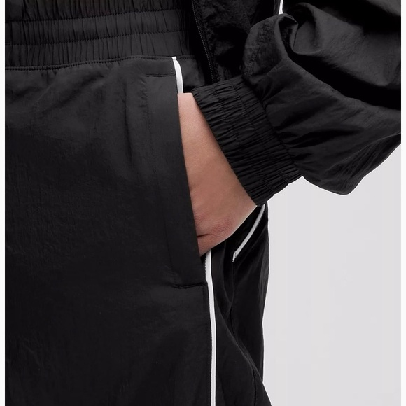 NWT Lululemon License To Train Ladies Lightweight Jogger Set SZ 14 Black & White - Picture 5 of 16